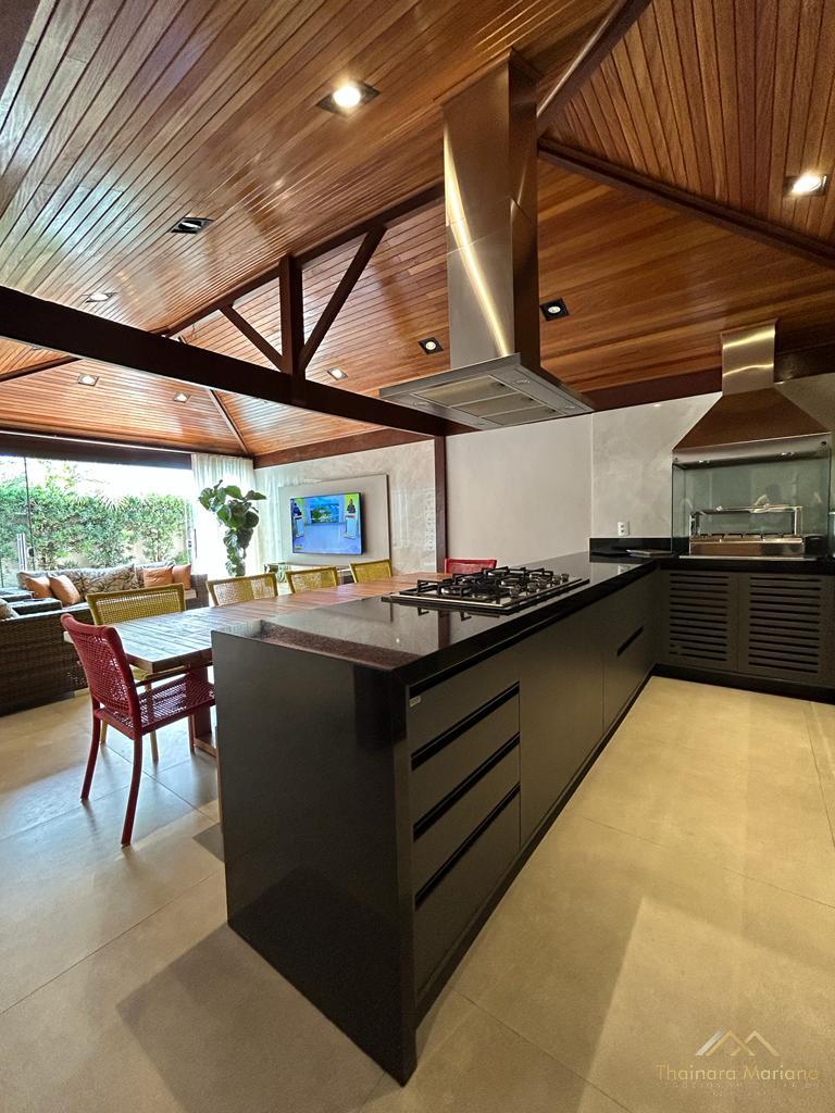 Casa de condomínio com 4 quartos, 220m², à venda em Serra, Colina de Laranjeiras - THAINARA MARIANO NEGÓCIOS IMOBILIÁRIOS